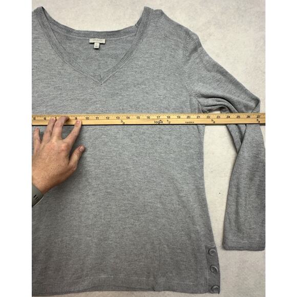 Talbots Sweater Gray Womens Large Rayon Blend V Neck Button Accent Career Work - Picture 5 of 7